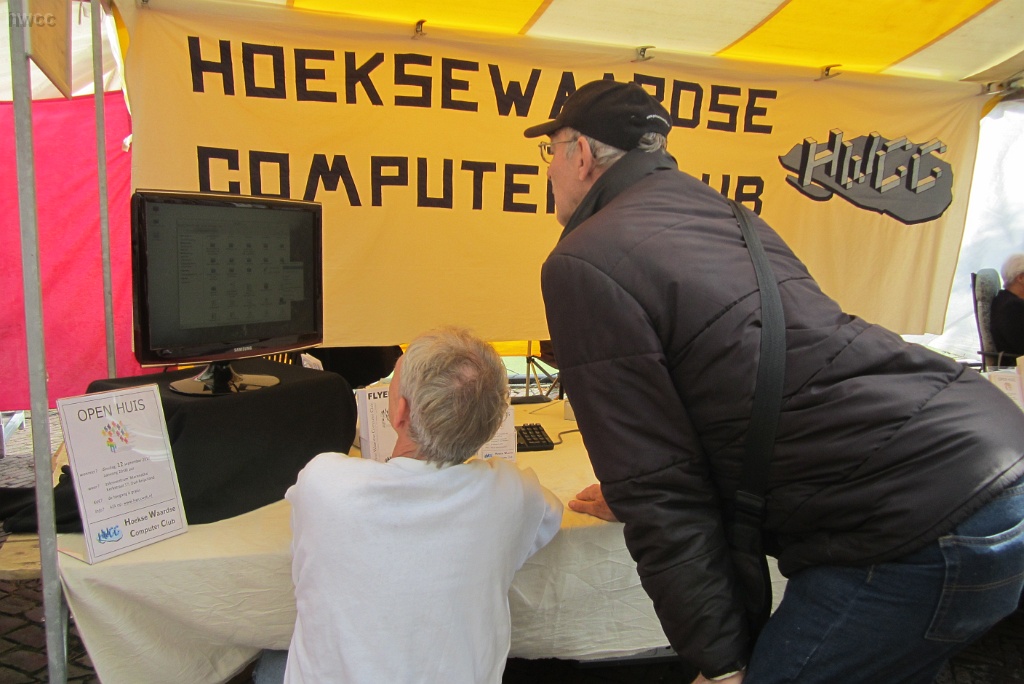 7 Jan Henk en Dik op zoek.